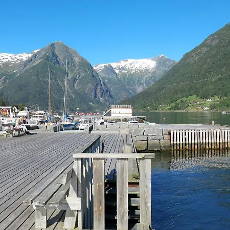 Domek alpejski Naustet By Interhome