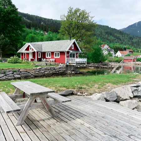 Naustet By Interhome 木屋 巴里斯川